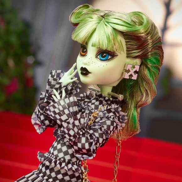 MONSTER HIGH HARMONIE OFF-WHITE COLLECTION - Picture 2 of 14